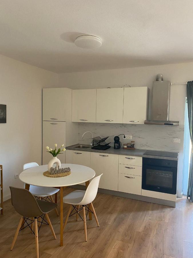Ferienwohnung Bura Jelsa  Exterior foto