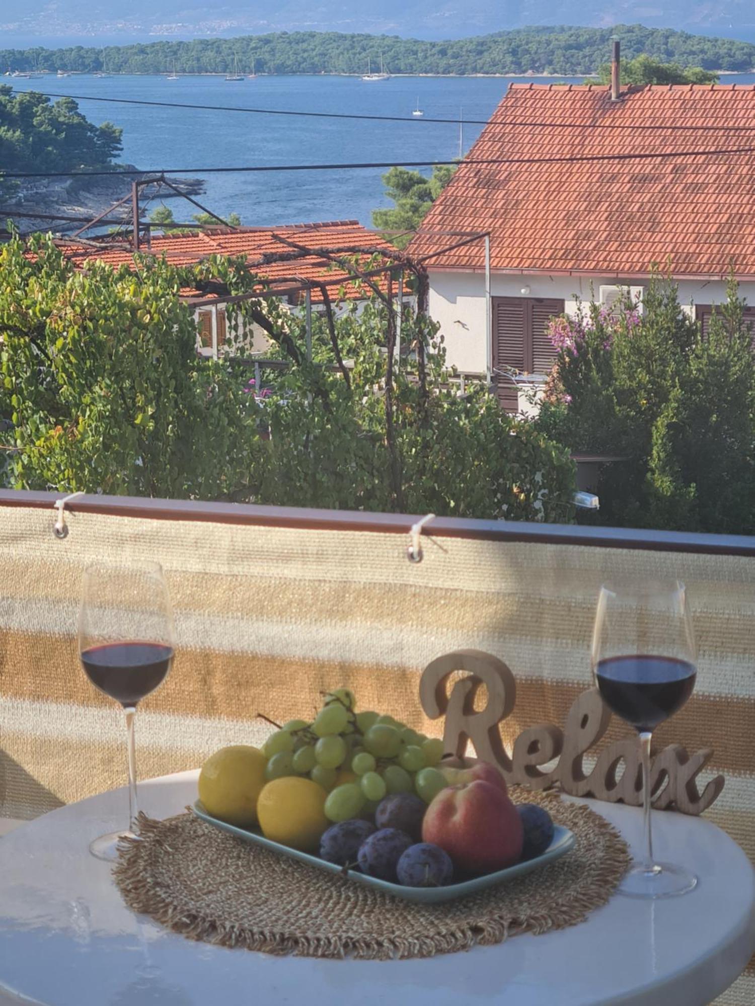 Ferienwohnung Bura Jelsa  Exterior foto
